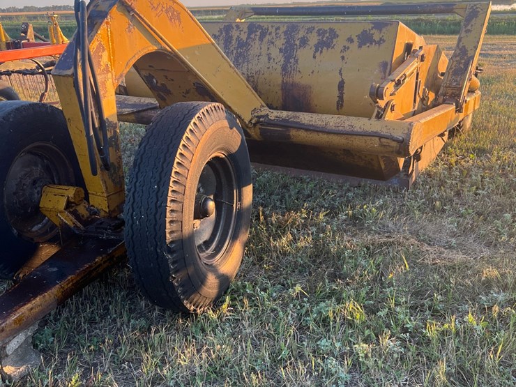 8-yard-ashland-scraper-image-9