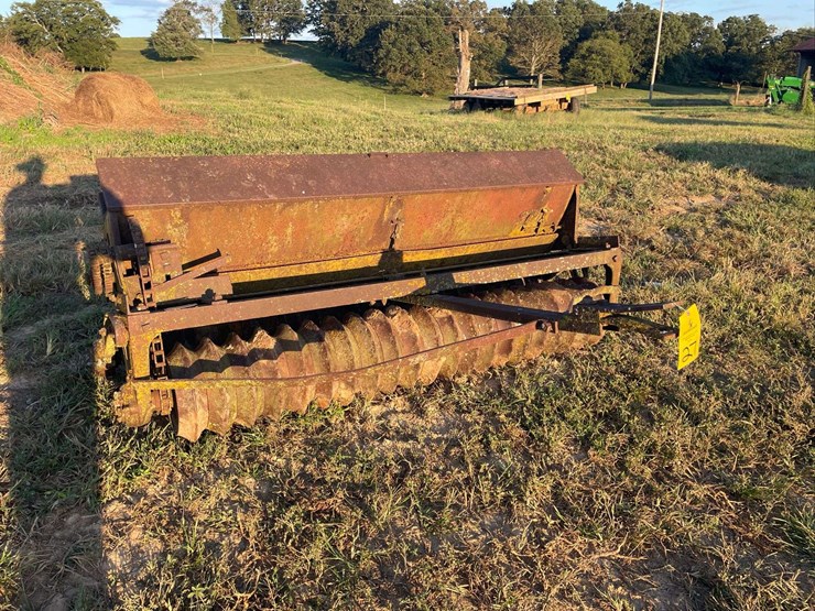 7'-vestal-cultipacker-seeder-image-4