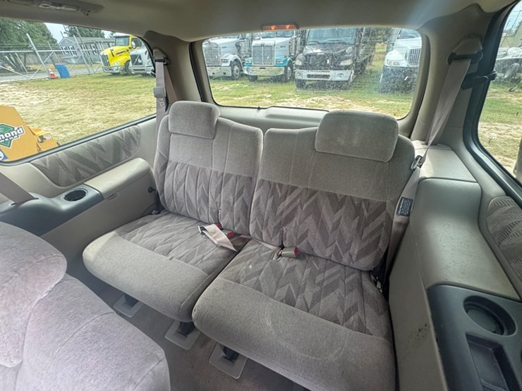1998-chevrolet-venture-ls-image-7