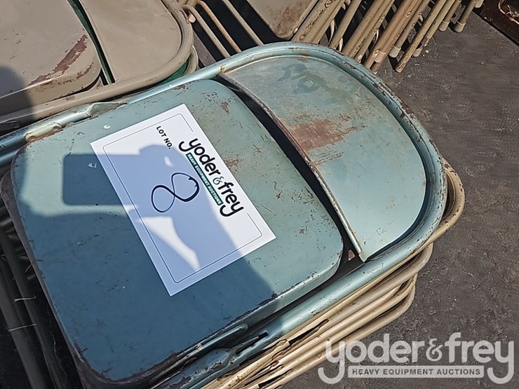folding-chairs-(10-of)-image-3