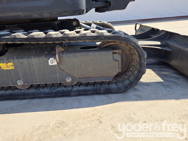 2021-bobcat-e35-image-22