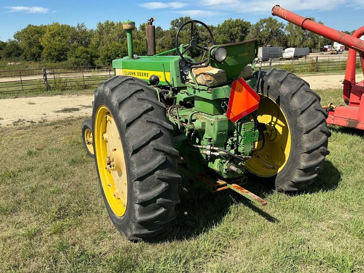 john-deere-720-image-3