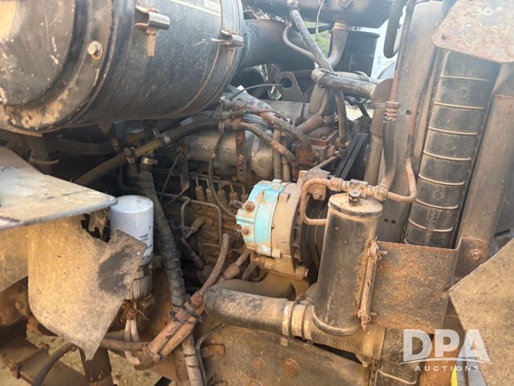 ford-l8000-image-15