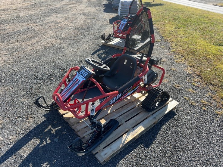 hulang-tracked-snowmobile-image-1