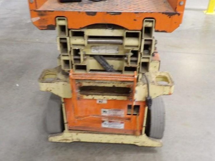 2013-jlg-1932rs-image-7