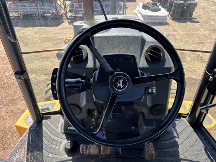 2019-deere-310l-ep-image-35