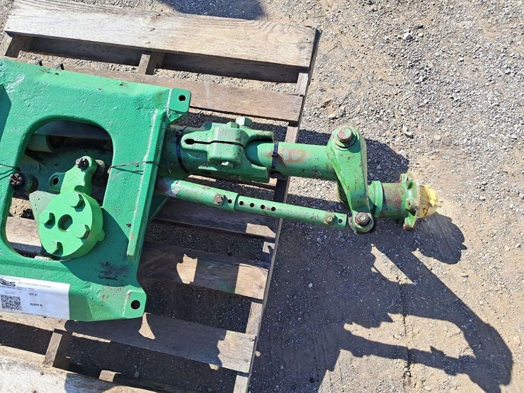 john-deere-wide-front-end-image-4