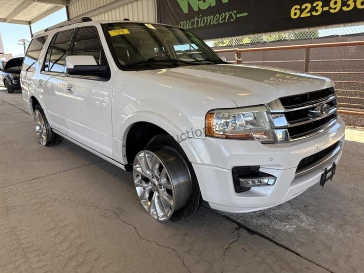 2016-ford-expedition-image-2