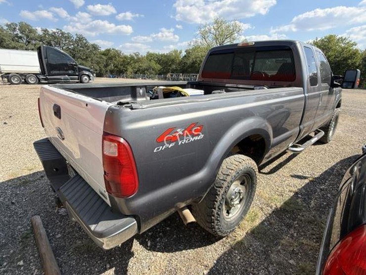 2008-ford-f250-image-7