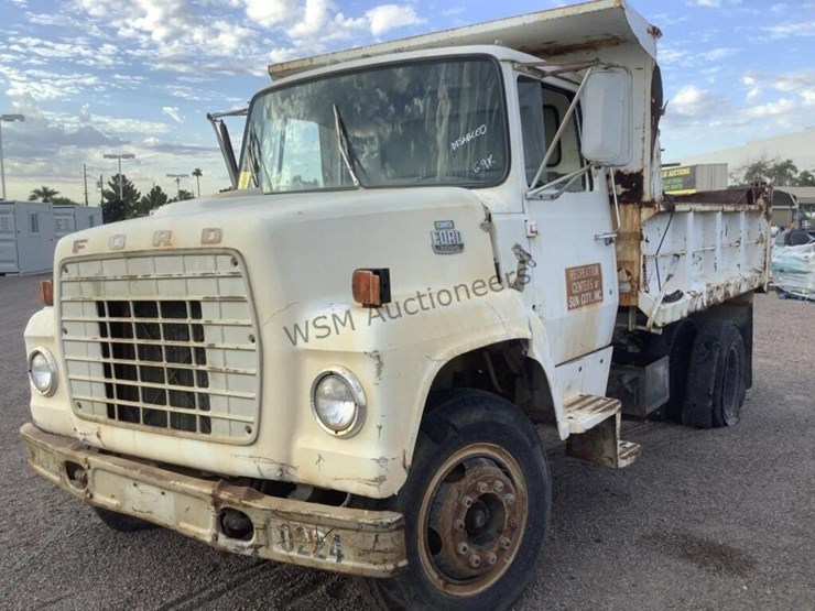 1980-ford-7000-image-6