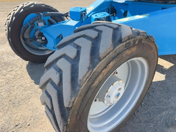 2016-genie-zx135/70-image-13