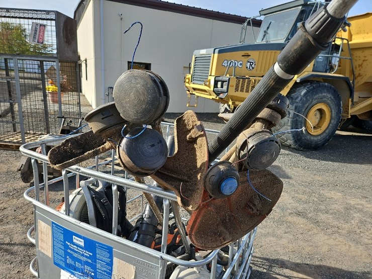 quantity-of-2-cycle-equipment-image-6