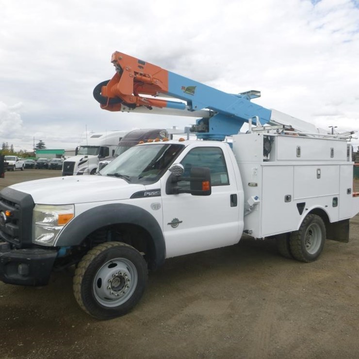2015 FORD F550