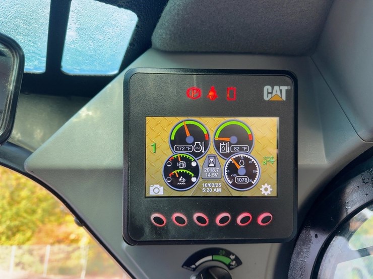 2023-caterpillar-299d3-image-25