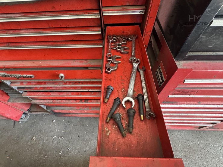 snap-on-rolling-tool-box-&-top-chest-with-side-cab-snap-on-rolling-tool-box-&-top-chest-with-side-cab-image-11