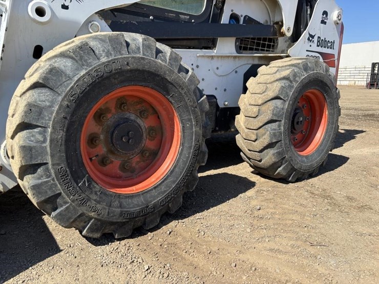 2022-bobcat-s850-image-21