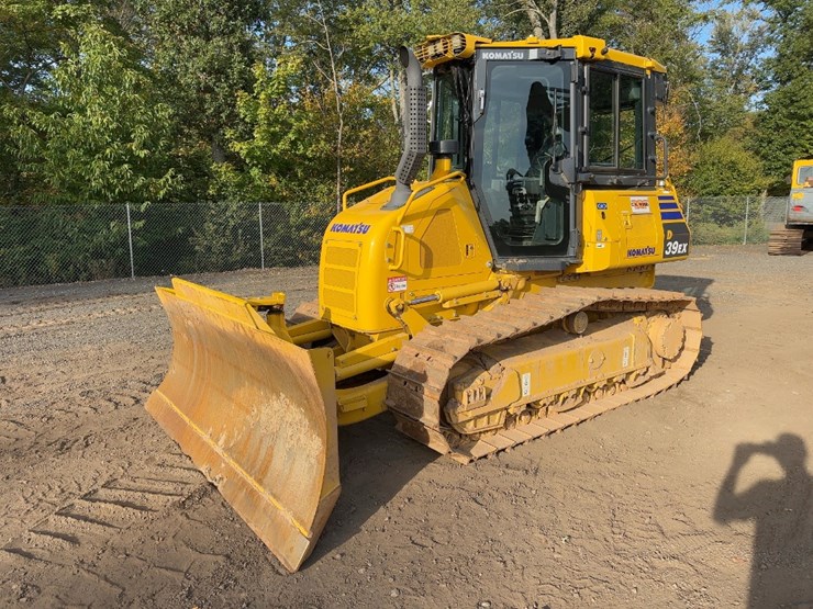 2023-komatsu-d39ex-24-image-1