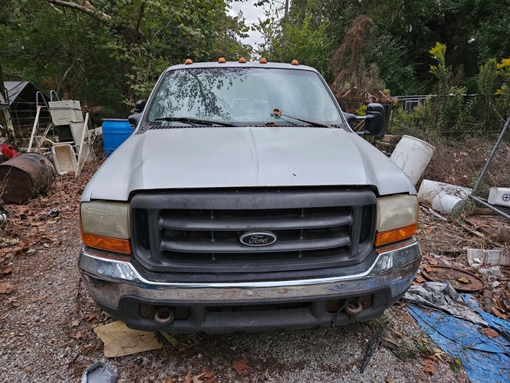 #684-•-1999-f350-dually-image-1