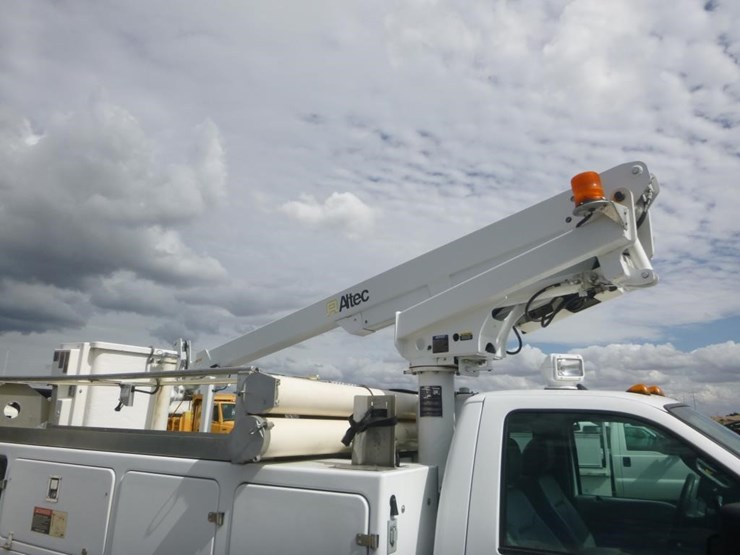 2012-ford-f450-image-13