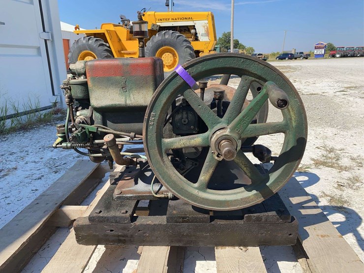 1-1/2hp-international-type-m-image-1