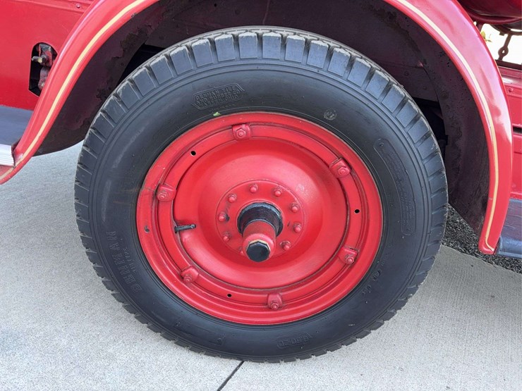 1931-chevrolet-fire-truck-image-12
