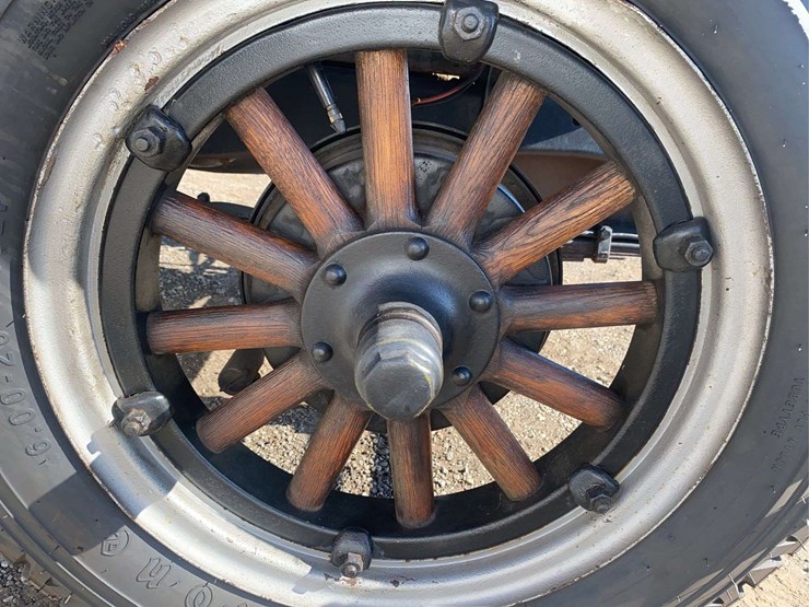 1928-chevy-dump-truck-image-11