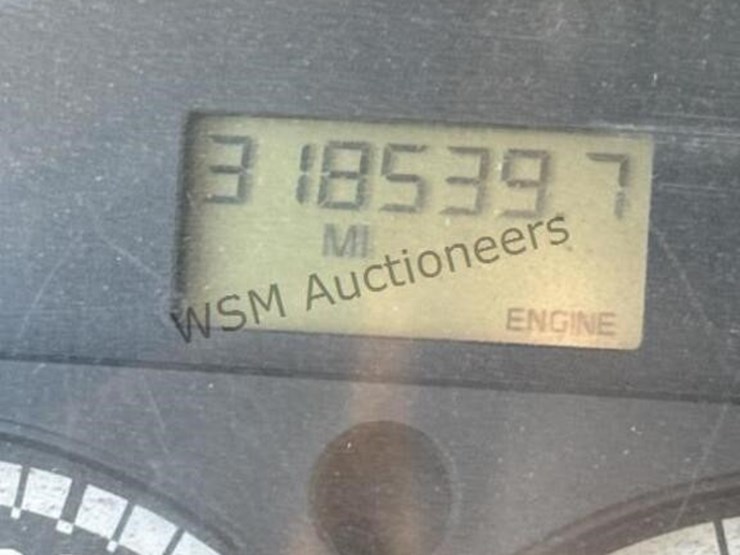 2005-freightliner-m2-f/b-image-22
