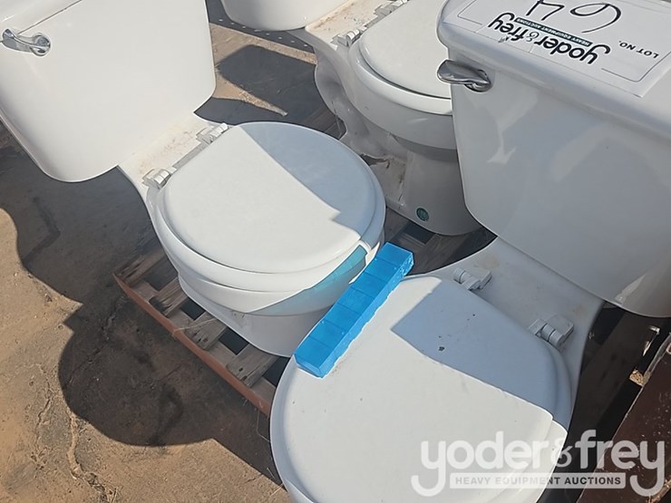 white-toilets-(4-of)-image-3