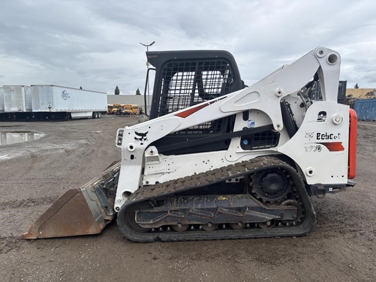 2021-bobcat-t770-image-5