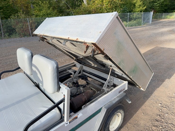 club-car-turf-ii-utility-cart-image-13