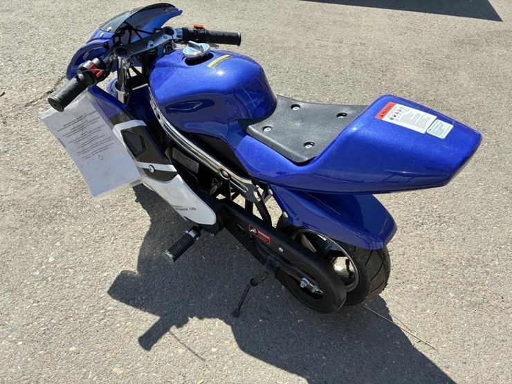 gas-powered-pocket-bike-image-4