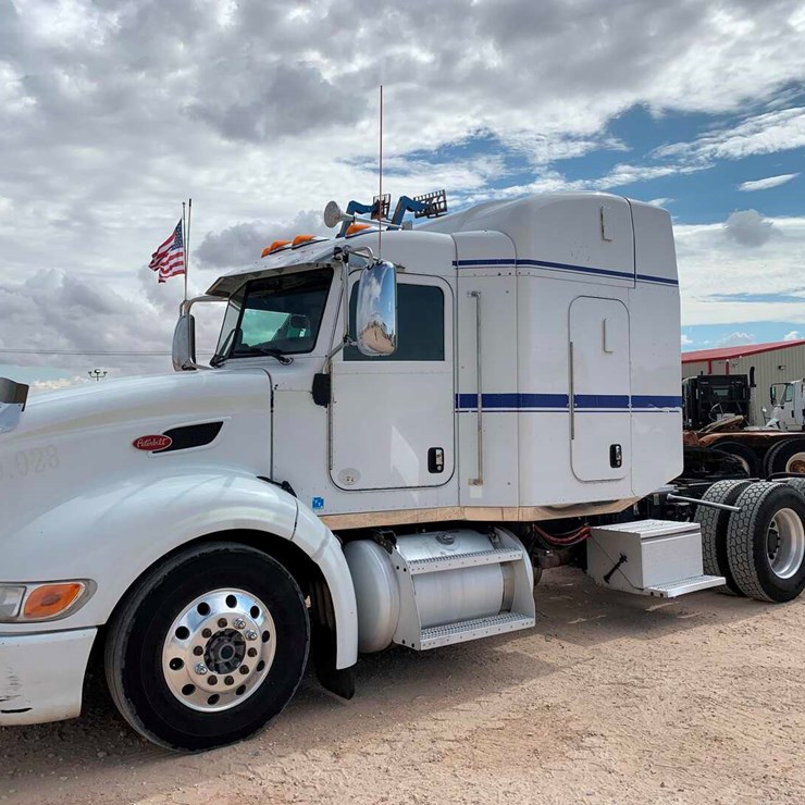 2012 PETERBILT 386