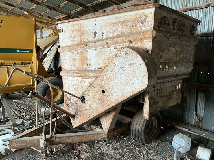 feterl-grain-wagon-image-1