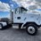 2001-volvo-road-tractor-image-4