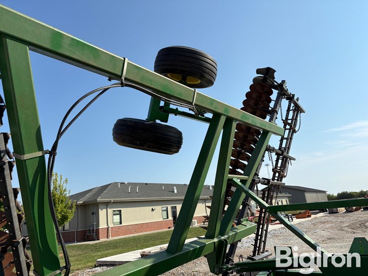 2007-john-deere-637-image-19