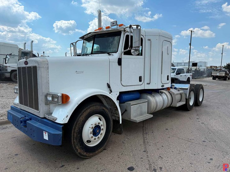 2007-peterbilt-378-image-7