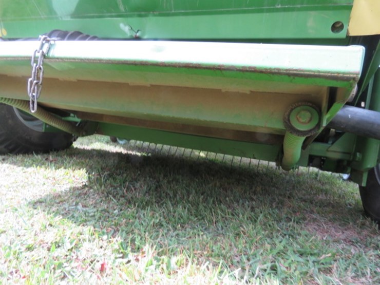 krone-classic---line-130b-round-baler-image-7