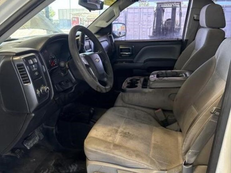 2015-chevrolet-silverado-1500-image-23