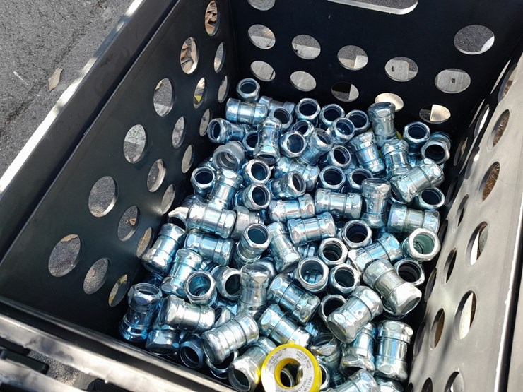 lot#-118-miscellaneous-electrical-fittings-image-5
