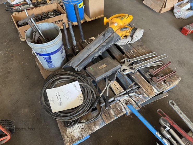 assorted-tools-yardman-ymesv1300,-wrenches-&-shop-assorted-tools-yardman-ymesv1300,-wrenches-&-shop-image-2