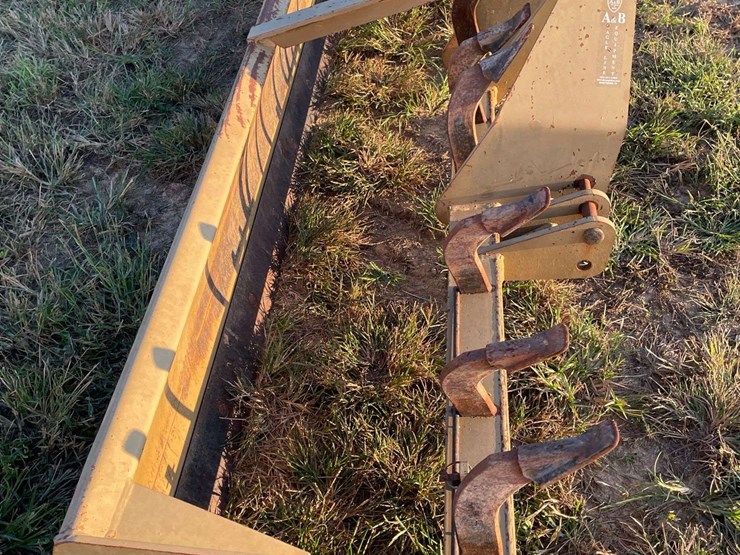 8'-3pt-a-&-b-yard-box-image-6