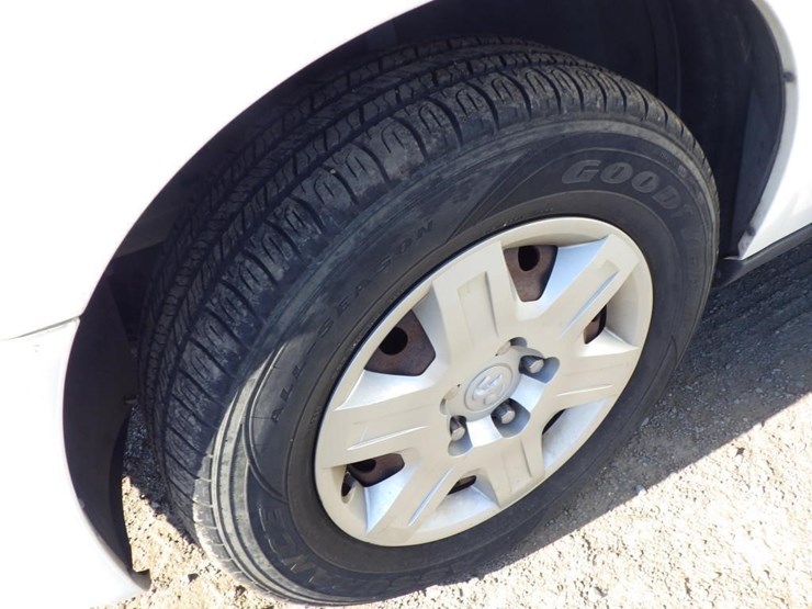 2009-dodge-grand-caravan-image-25