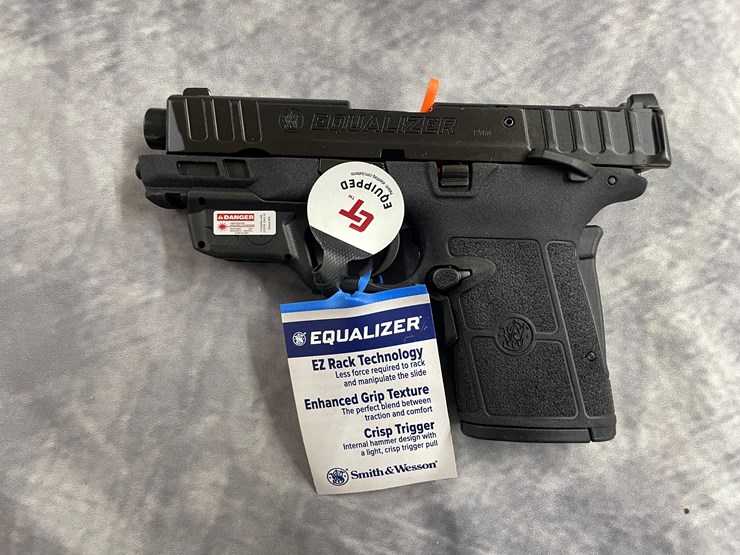 #4019-•-smith-&-wesson-equalizer-with-laser,-sn:-ekf7367-image-4