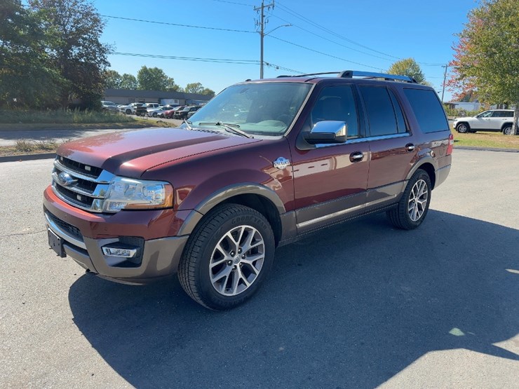 2015-ford-expedition-image-1