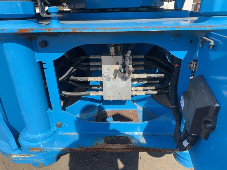 2016-genie-zx135/70-image-16