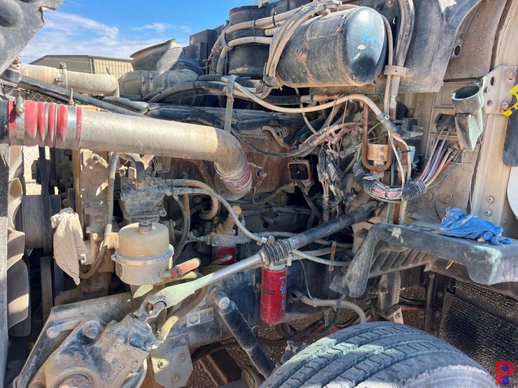 2006-peterbilt-387-image-10
