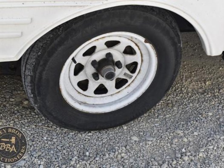 2004-keystone-rv-co-hornet-sport-27bs-38101-image-48