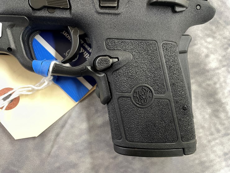 #4018-•-smith-&-wesson-equalizer-with-laser,-sn:-ekf5103-image-12