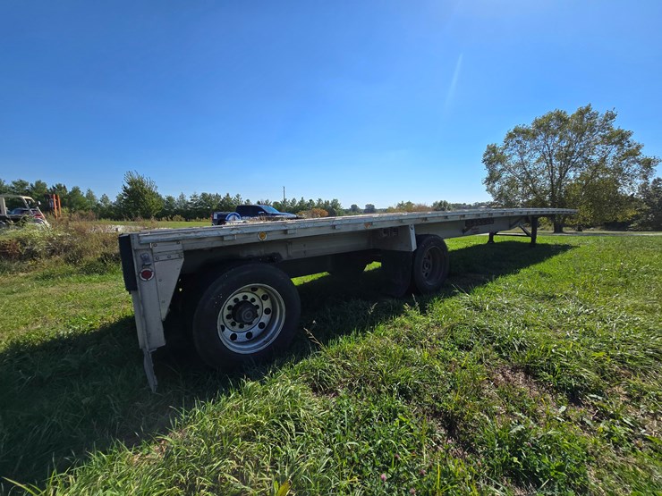 2007-reitnouer-flatbed-image-14