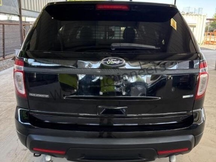 2014-ford-explorer-image-6
